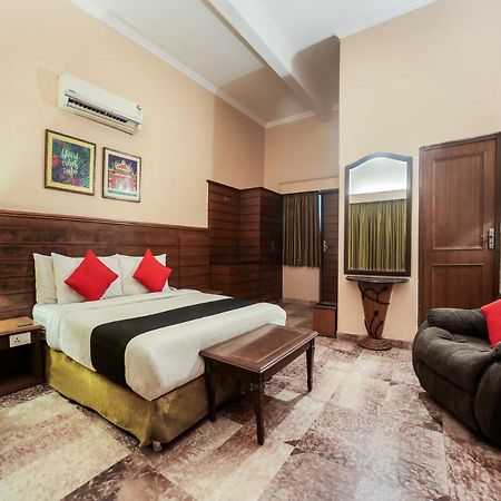 آغْرا Capital O 10953 Dayal Lodge - A Boutique Hotel المظهر الخارجي الصورة