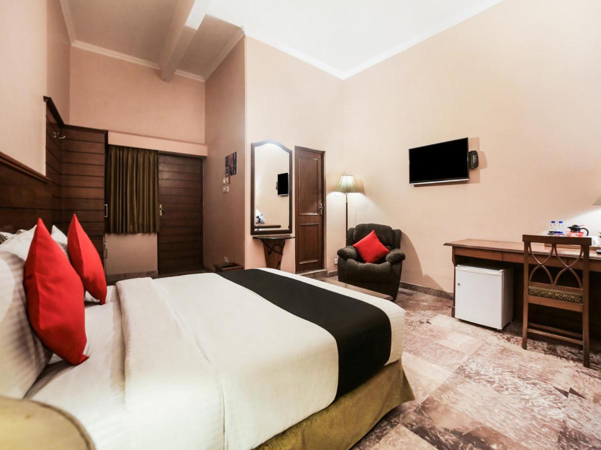 آغْرا Capital O 10953 Dayal Lodge - A Boutique Hotel المظهر الخارجي الصورة