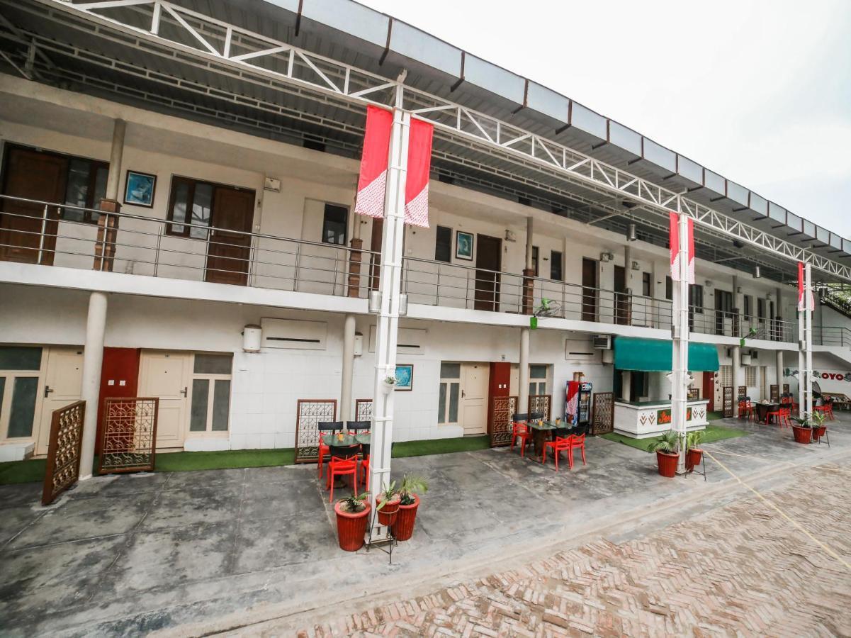 آغْرا Capital O 10953 Dayal Lodge - A Boutique Hotel المظهر الخارجي الصورة