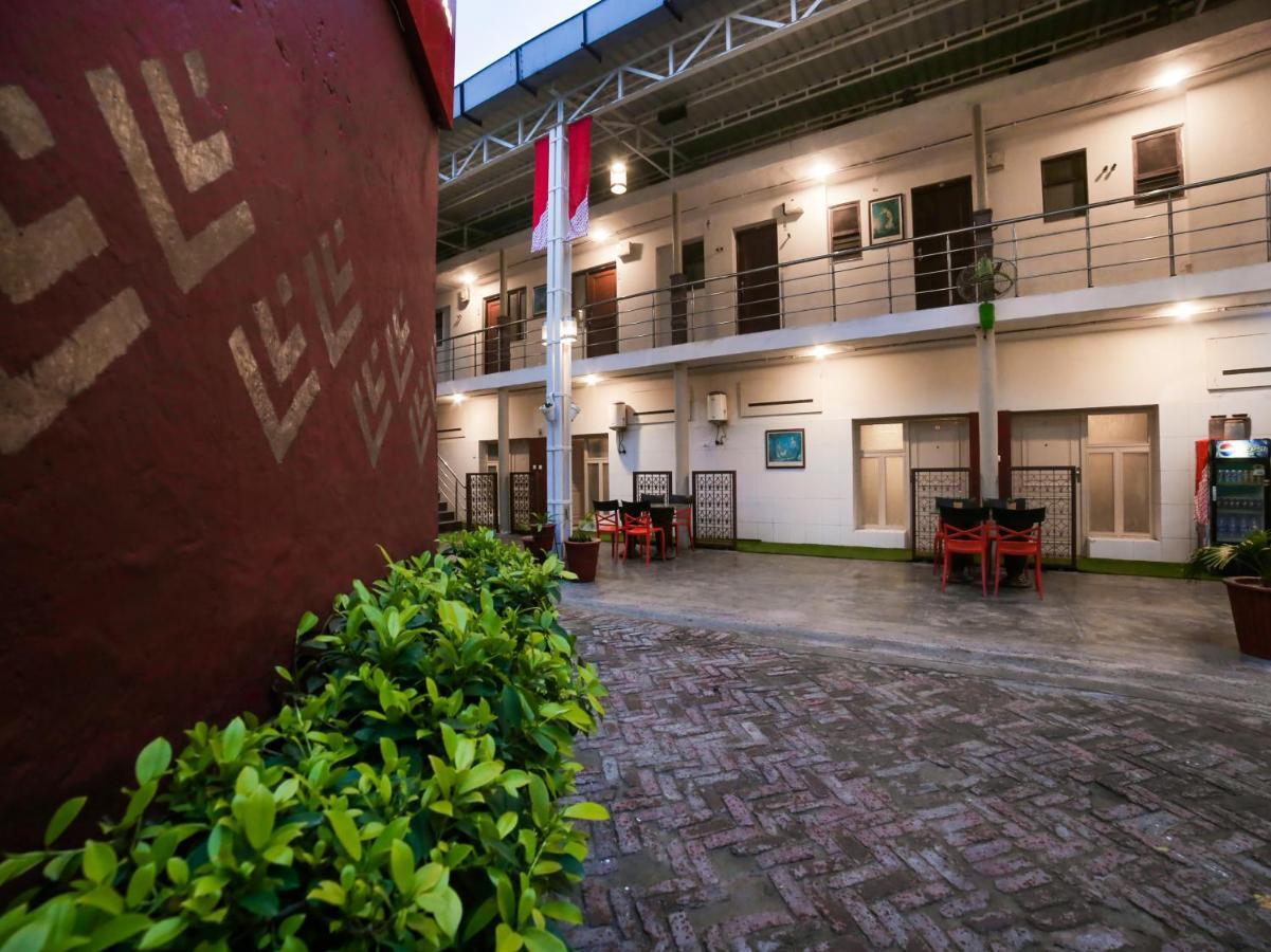 آغْرا Capital O 10953 Dayal Lodge - A Boutique Hotel المظهر الخارجي الصورة